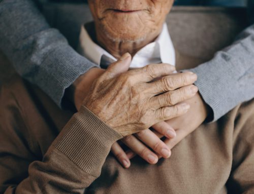 What to Look for When Visiting Aging Parents This Summer
